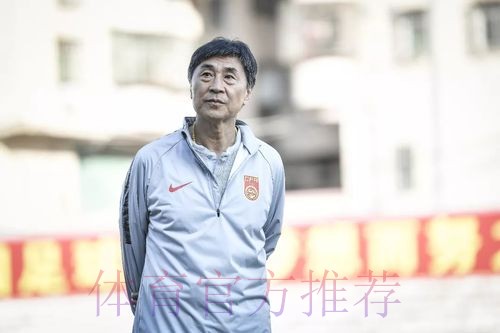 贾秀全:玫瑰绽放需要几代人努力,我一个人完成不了拼图 贾秀全:玫瑰绽放需要几代人努力,我一个人完成不了拼图